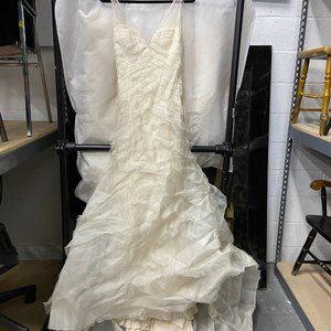 Anne Bowen Wedding Dress - Size 8